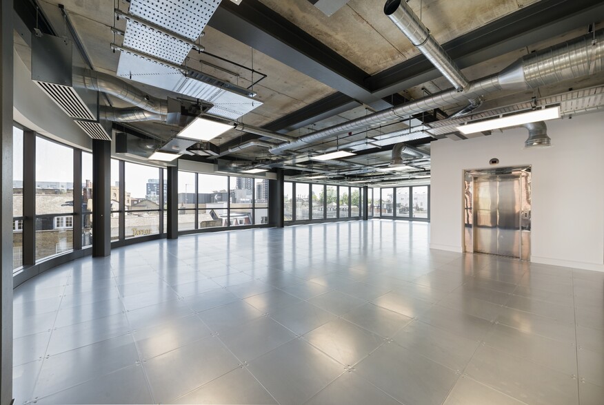 120 Leman St, London for rent - Building Photo - Image 2 of 12