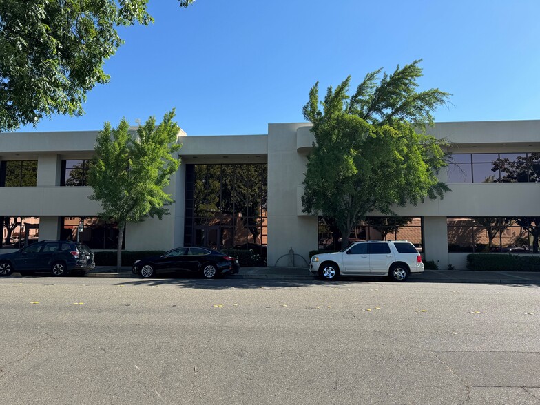 1100 14th St, Modesto, CA for rent - Building Photo - Image 3 of 10