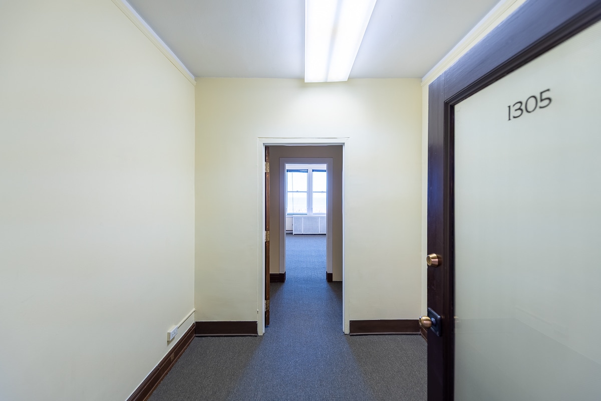 8 S Michigan Ave, Chicago, IL to rent Interior Photo- Image 1 of 4