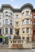 872 Park Pl, Brooklyn, NY for sale Primary Photo- Image 1 of 9