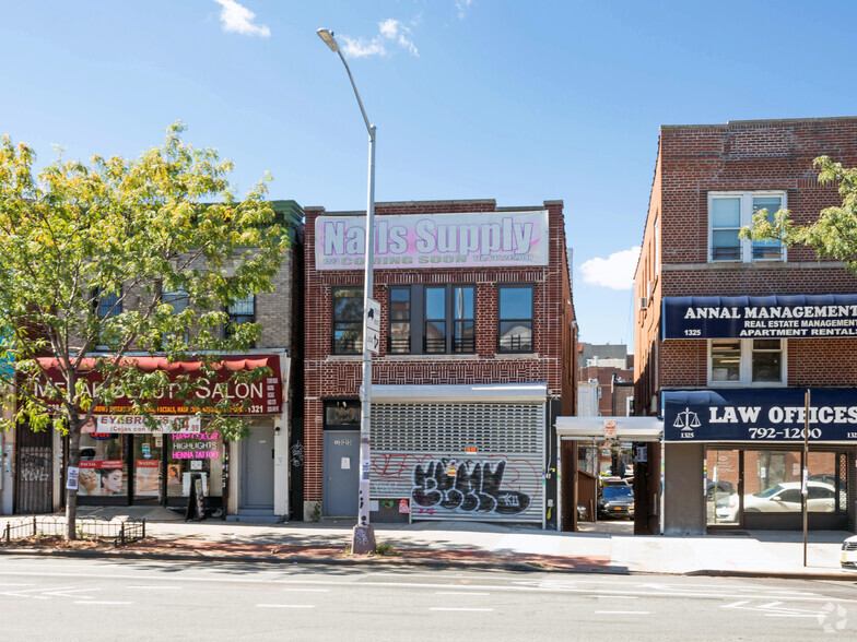 1323 Castle Hill Ave, Bronx, NY for sale - Primary Photo - Image 1 of 1