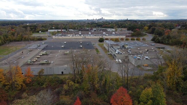 More details for 92 Deerfield Rd, Windsor, CT - Industrial to Rent