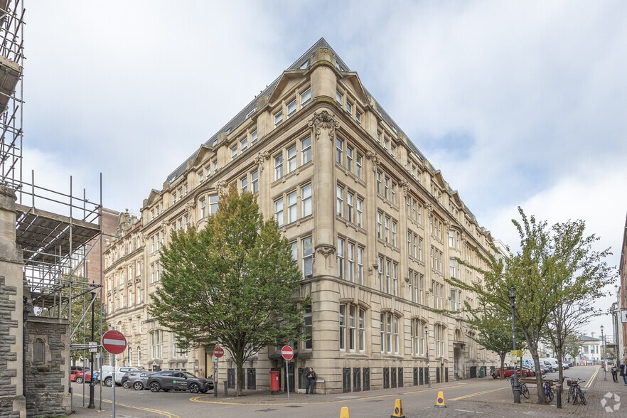 Mount Stuart Sq, Cardiff to rent - Primary Photo - Image 1 of 4