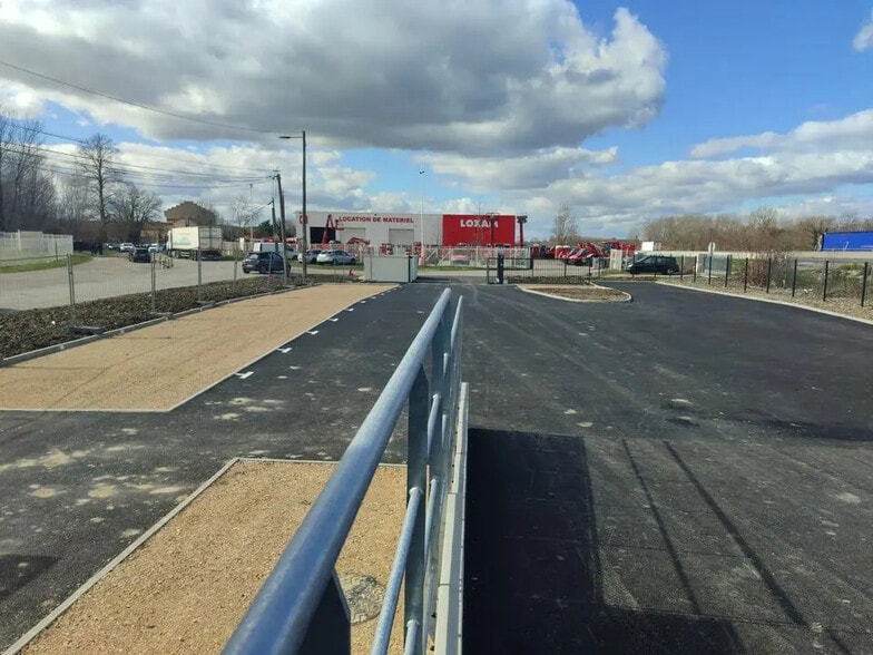 Light Industrial in Bourgoin-Jallieu for sale - Site Plan - Image 2 of 15