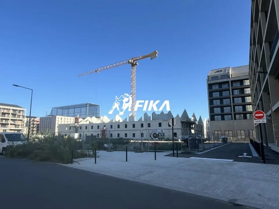 Retail in Bordeaux for sale Building Photo- Image 1 of 14