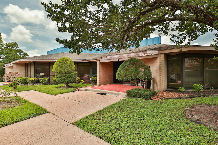 14411 Cornerstone Village Dr, Houston, TX for sale - Building Photo - Image 3 of 25