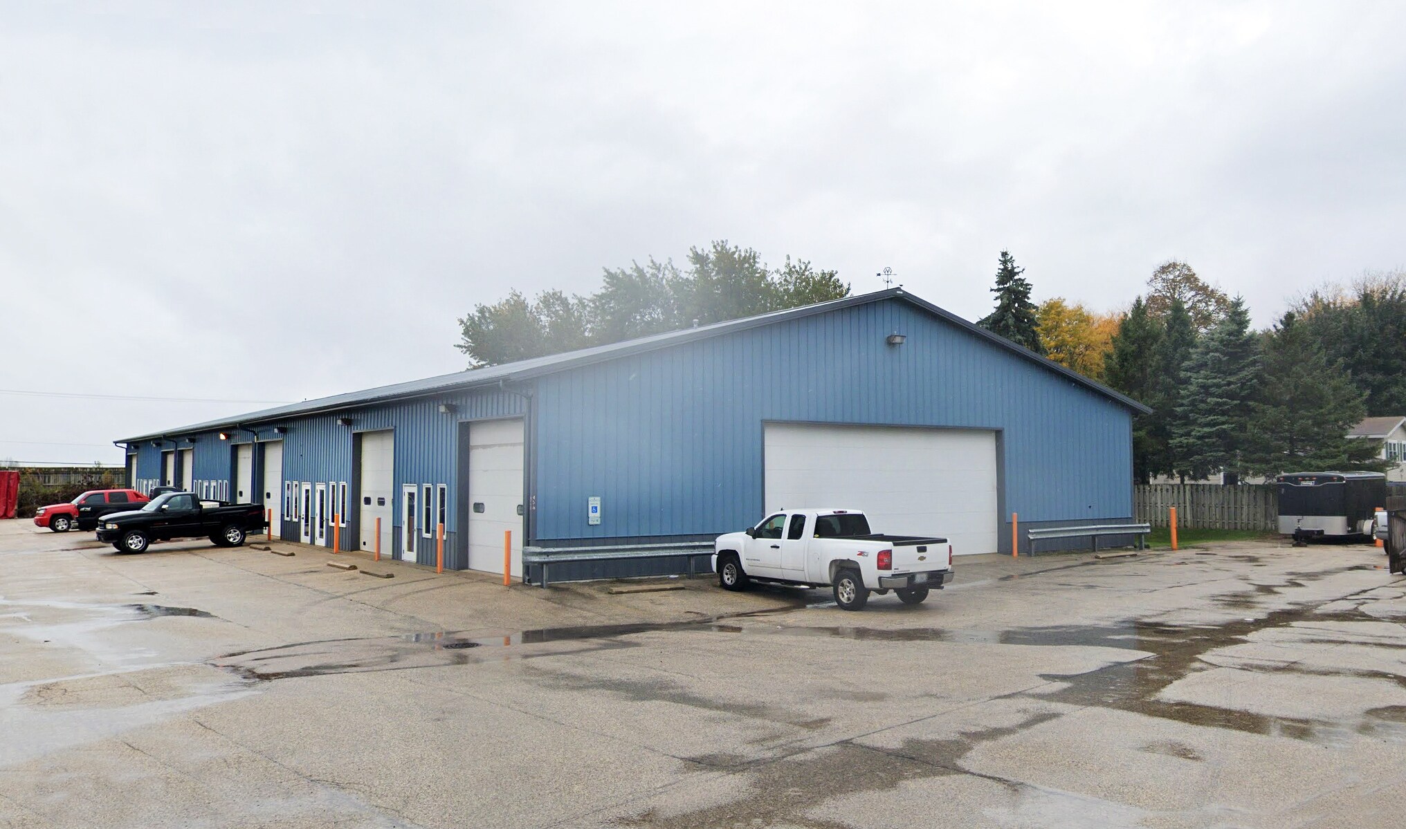 470 Jennings Dr, Lake In The Hills, IL for sale Building Photo- Image 1 of 1