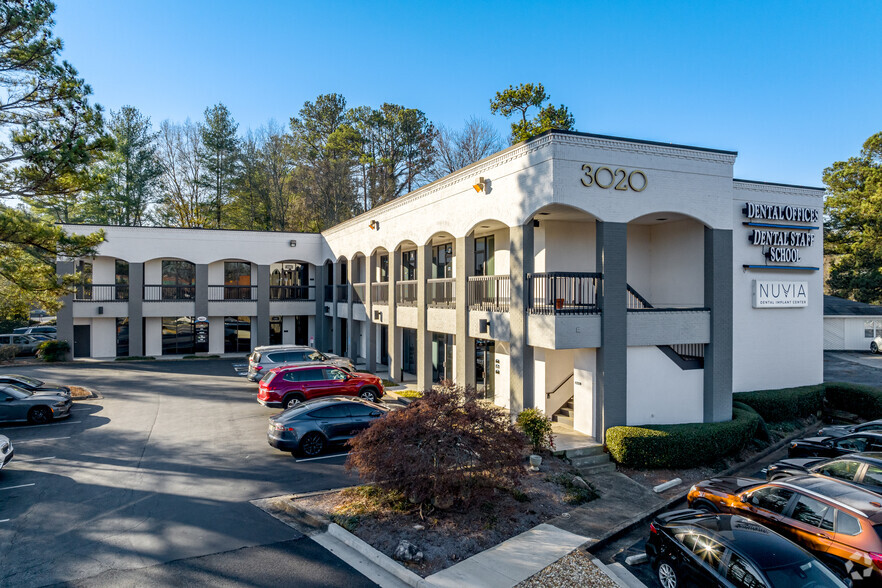 3020 Roswell Rd NE, Marietta, GA for rent - Building Photo - Image 1 of 11