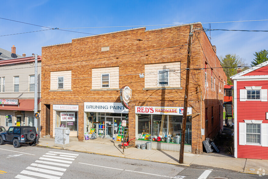 32-36 Main St, Thomaston, CT for sale - Building Photo - Image 1 of 1