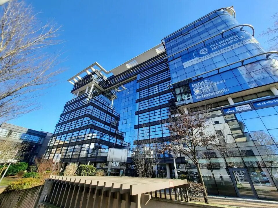 Office in Rouen to rent Building Photo- Image 1 of 17