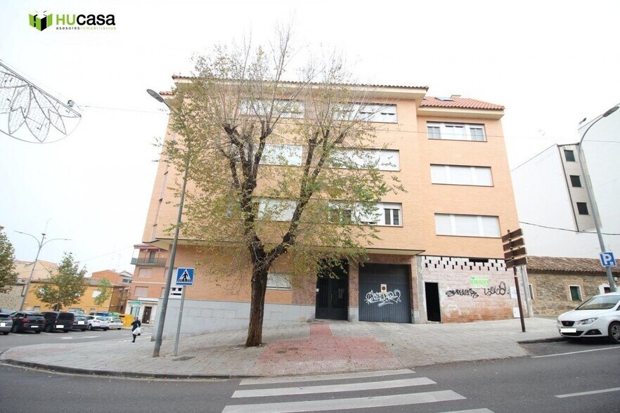 Retail in Toledo, Toledo to rent - Building Photo - Image 1 of 2