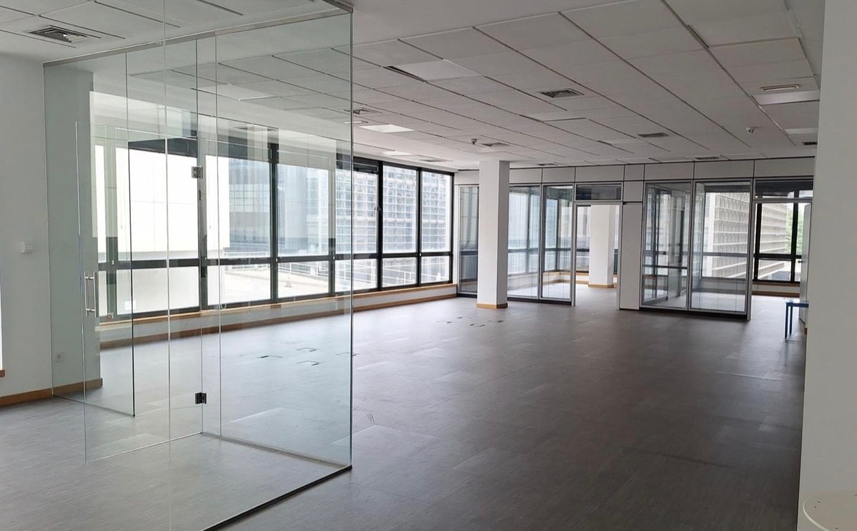 Office in Alcobendas, Madrid to rent Interior Photo- Image 1 of 10