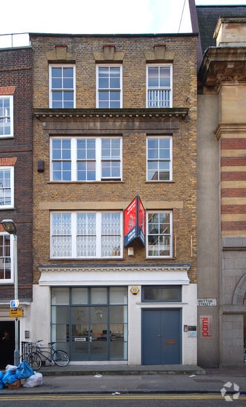 26 Britton St, London to rent - Primary Photo - Image 1 of 10