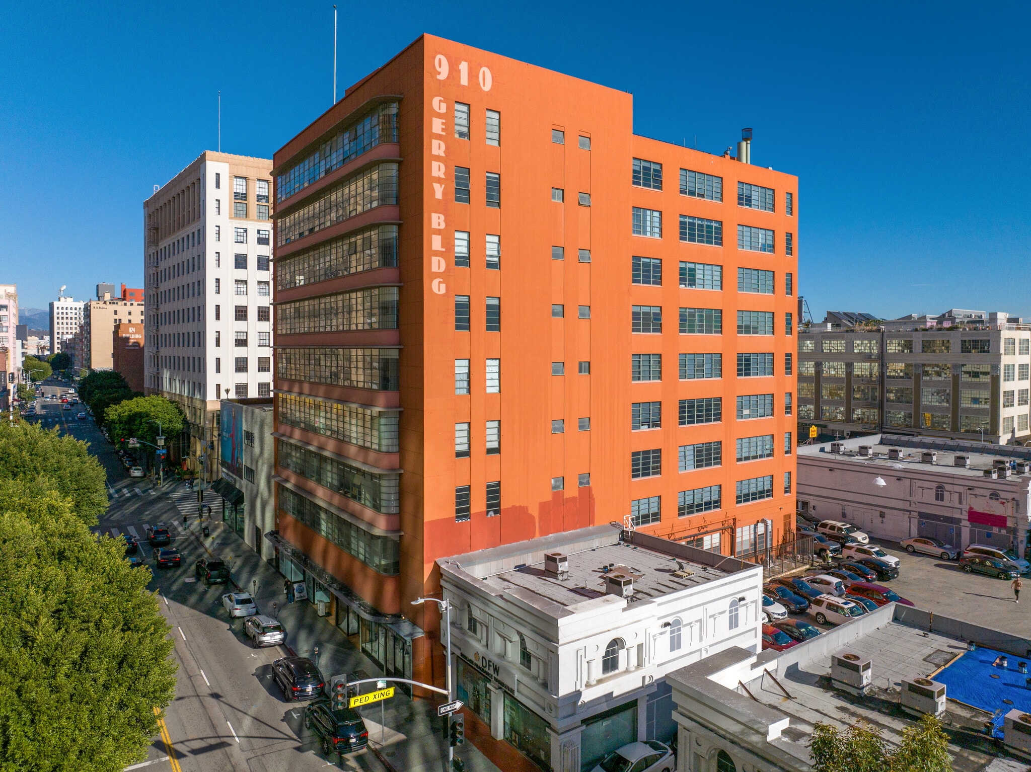 910 S Los Angeles St, Los Angeles, CA to rent Building Photo- Image 1 of 11