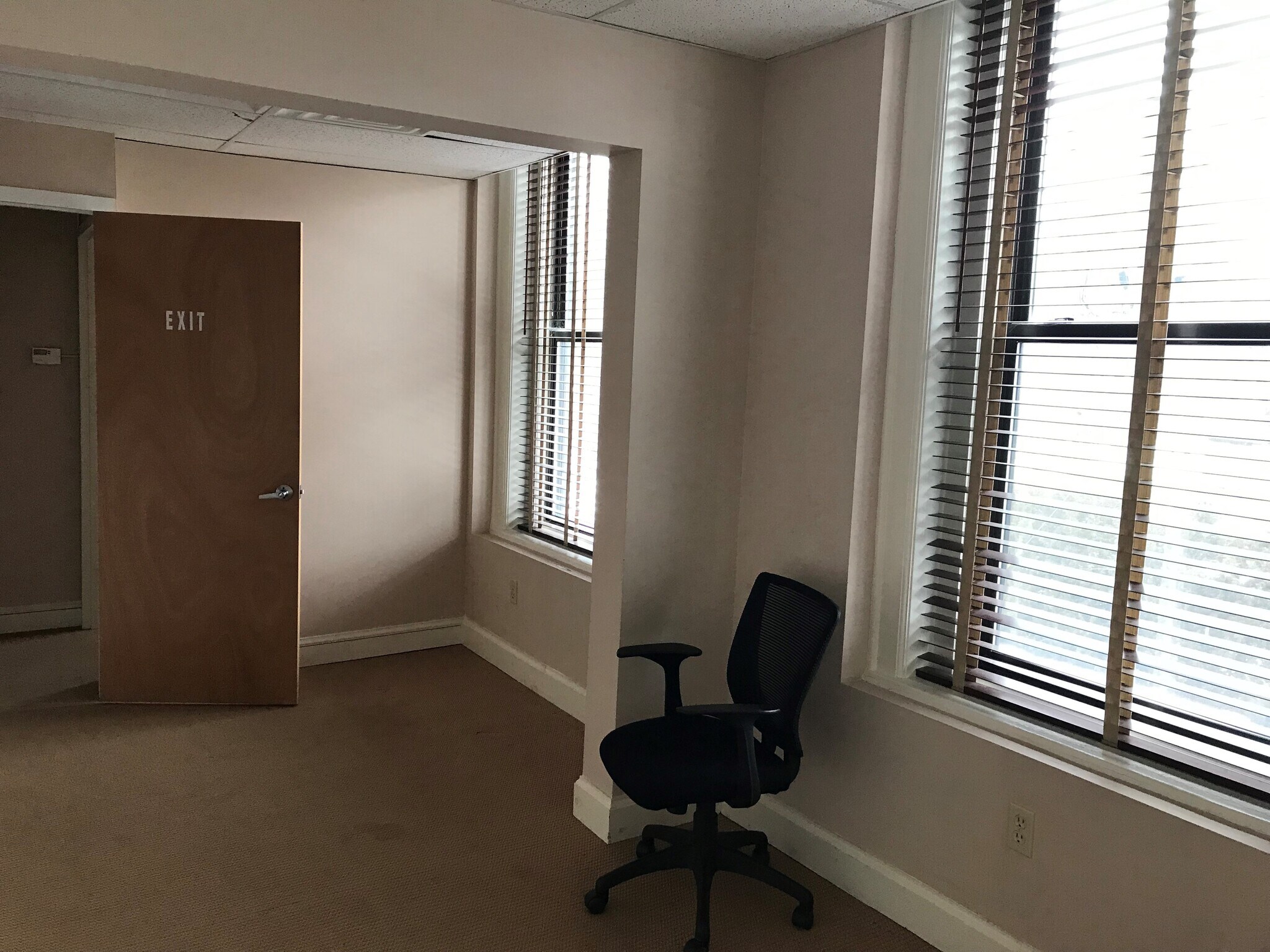 7 Wells St, Saratoga Springs 12866 OfficeRetail for Rent