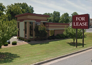 8120 Timberlake Rd, Lynchburg, VA for rent Building Photo- Image 1 of 3