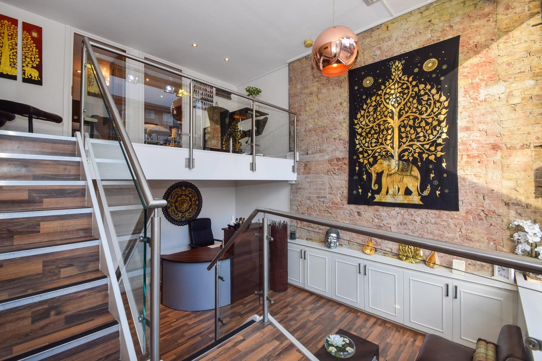 118 Wandsworth Bridge Rd, London for sale Interior Photo- Image 1 of 1