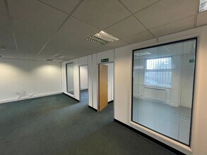 Front St, Newcastle Upon Tyne to rent Interior Photo- Image 1 of 5