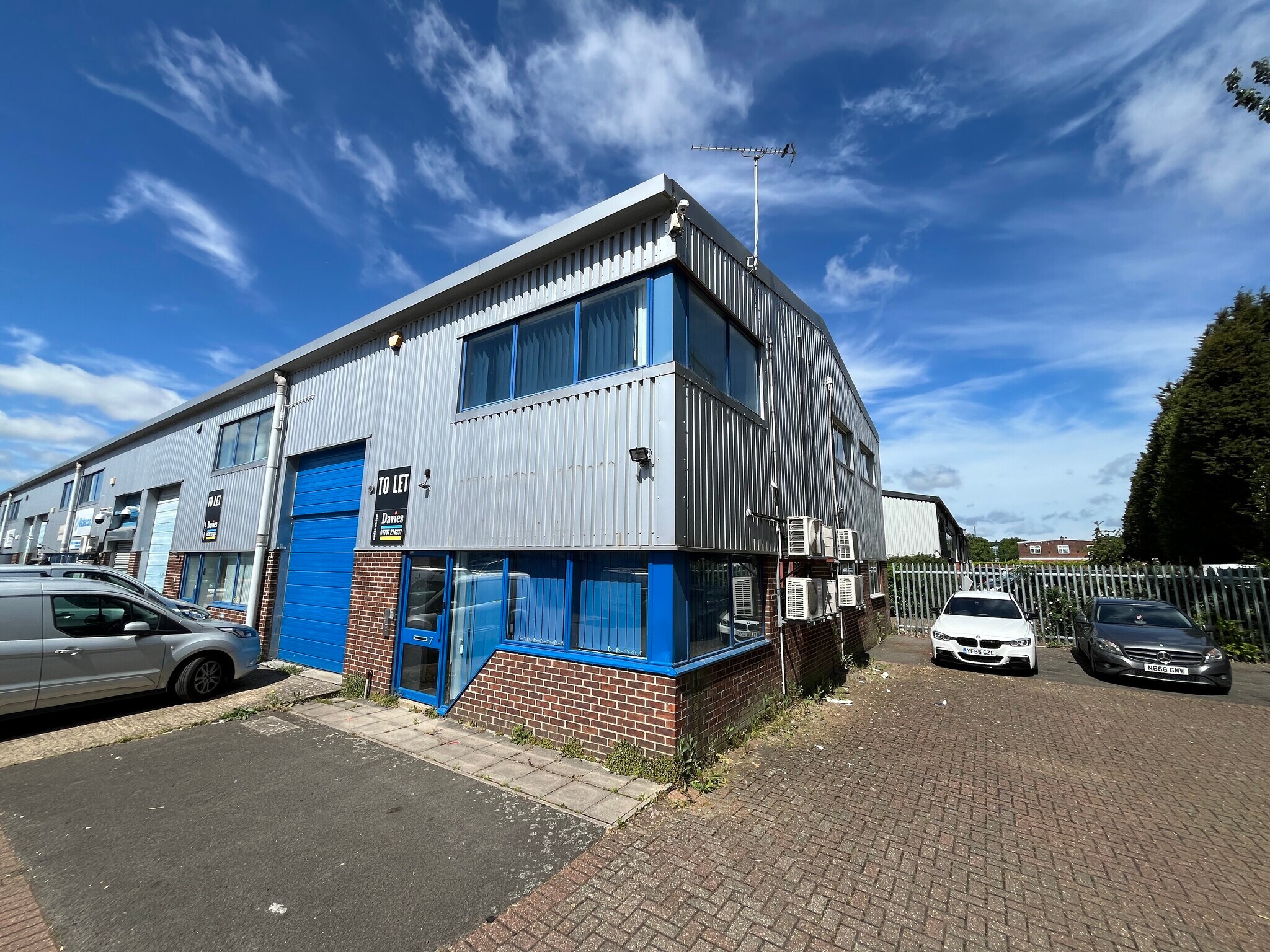 Martinfield, Welwyn Garden City for sale Building Photo- Image 1 of 1