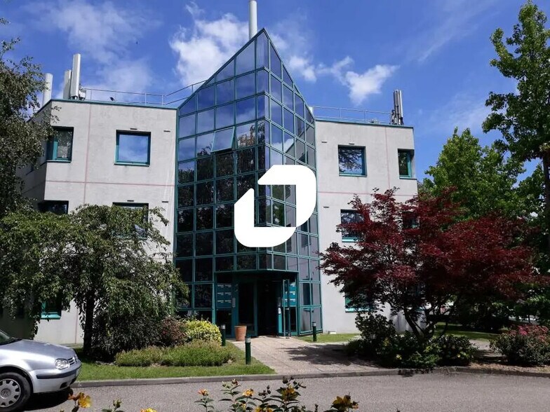 47 Rue Benoit Bennier, Charbonnières-les-Bains to rent - Building Photo - Image 1 of 20