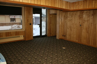 415 Main St, Tower, MN for rent Interior Photo- Image 2 of 8