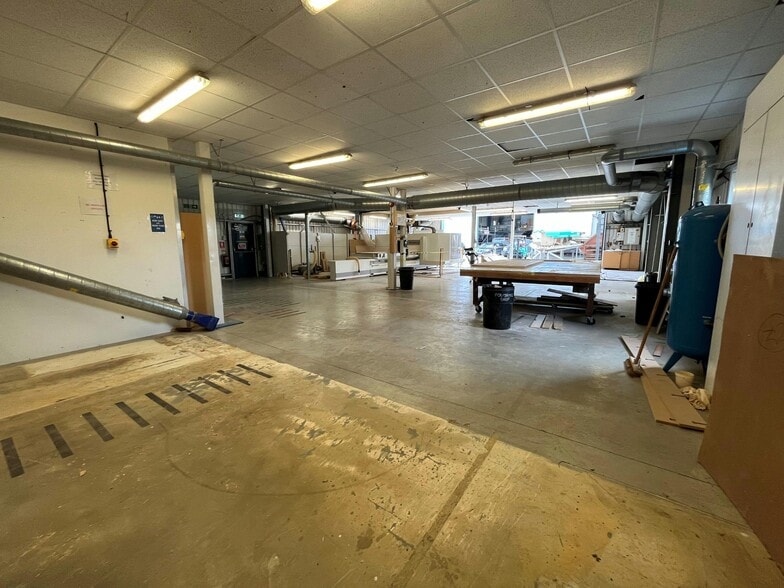 Harbour Clos, Marchwood to rent - Building Photo - Image 2 of 7