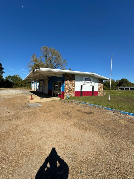 7713 US Highway 51 N, Millington, TN for rent - Primary Photo - Image 1 of 2