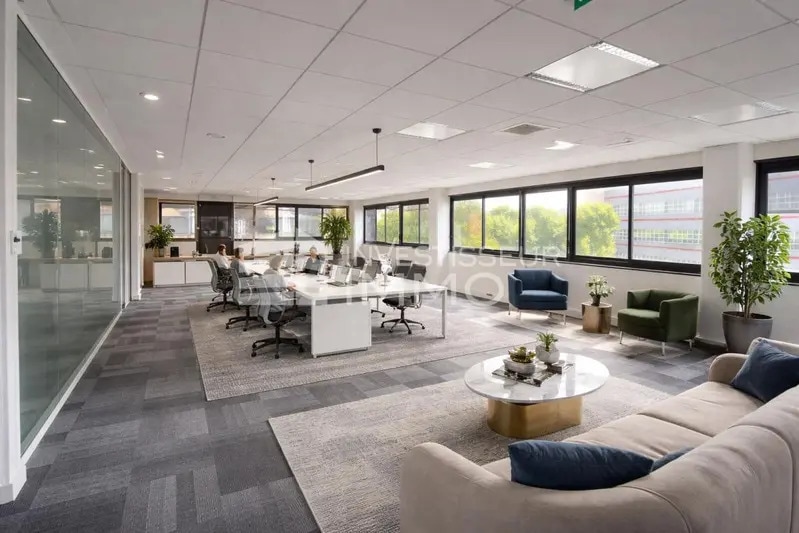 Office in Palaiseau to rent Interior Photo- Image 1 of 6