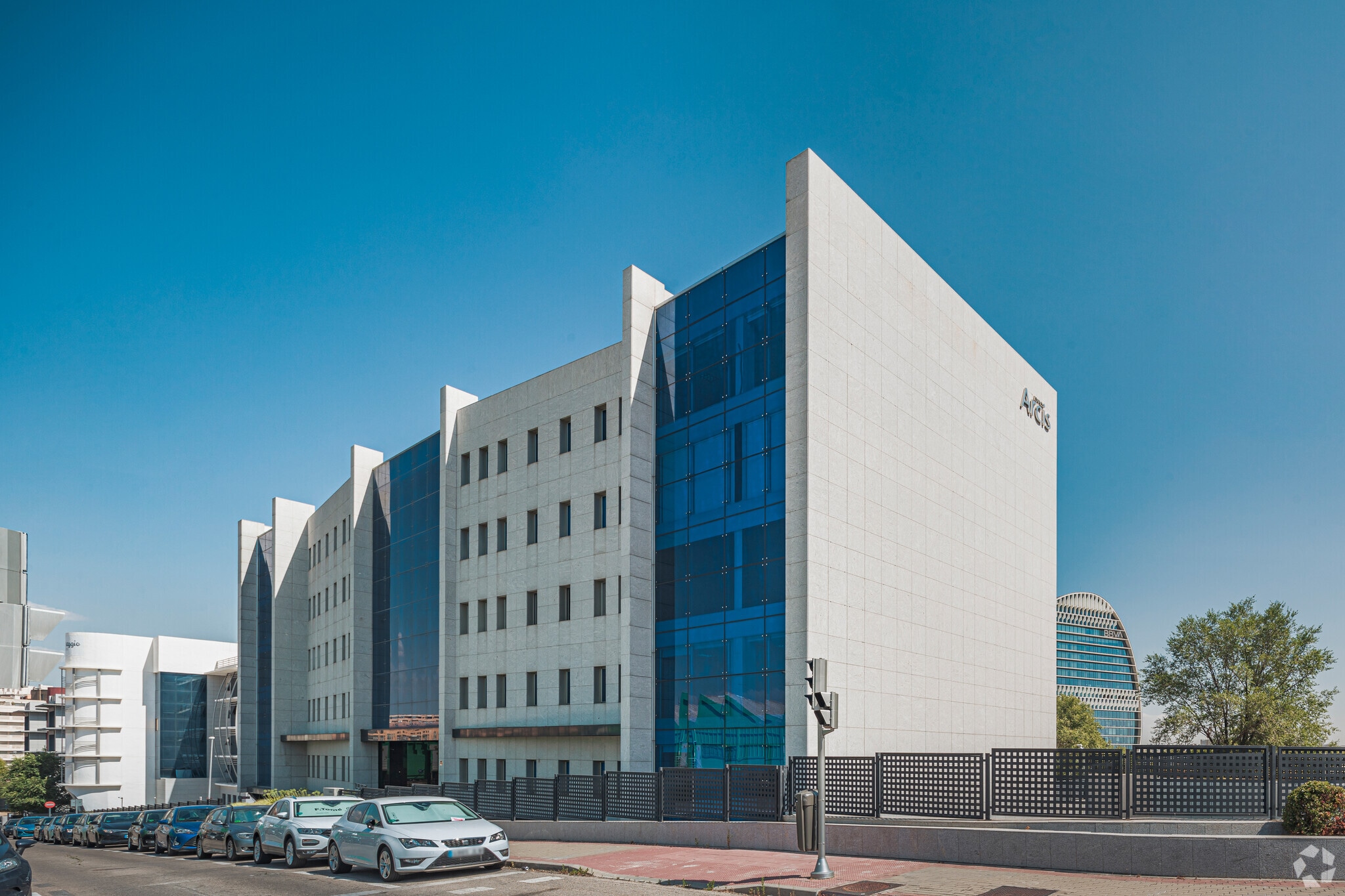 Office in Madrid, Madrid to rent Primary Photo- Image 1 of 7