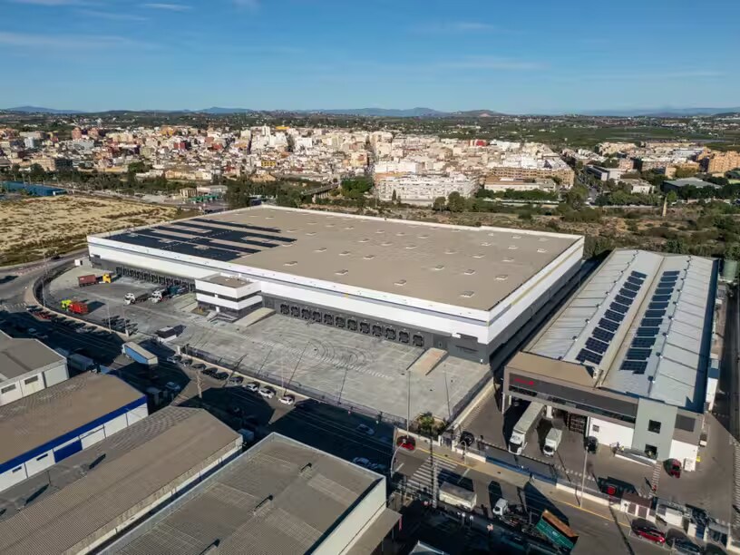 Calle Principal P.I. Codonyers, 1, Picassent, Valencia to rent Primary Photo- Image 1 of 5