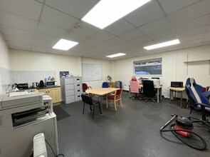 Unit 8 Cherwell Valley Business Park, Adderbury, Banbury to rent Interior Photo- Image 1 of 2