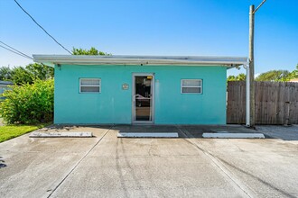 10 Francis St, Cocoa Beach, FL for rent Building Photo- Image 1 of 15