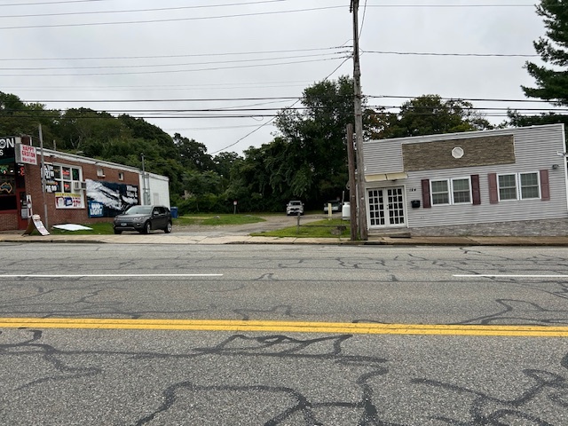 124 North St, Groton, CT for sale - Building Photo - Image 3 of 12