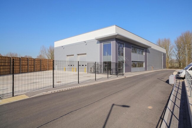 More details for Island Rd, Reading - Industrial to Rent