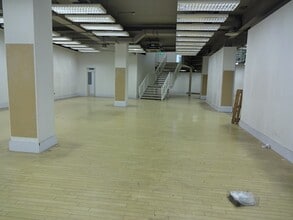 42-44 Main St, Bangor to rent Interior Photo- Image 1 of 1