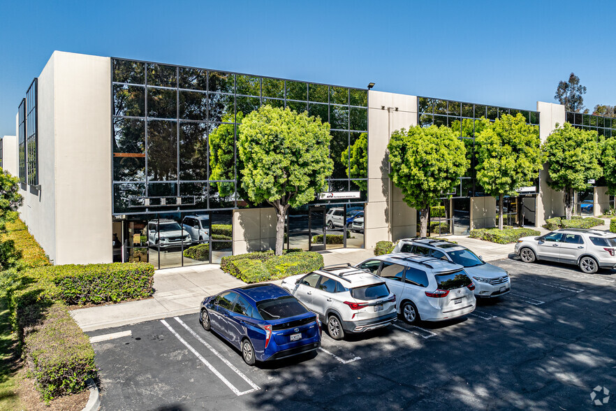 2530 E Corporate Pl, Monterey Park, CA for sale - Primary Photo - Image 1 of 1