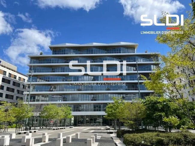 Location Bureaux 145 m² à 2 354 m²