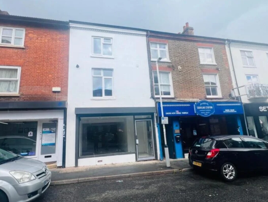 12 Albion St, Dunstable to rent Primary Photo- Image 1 of 2