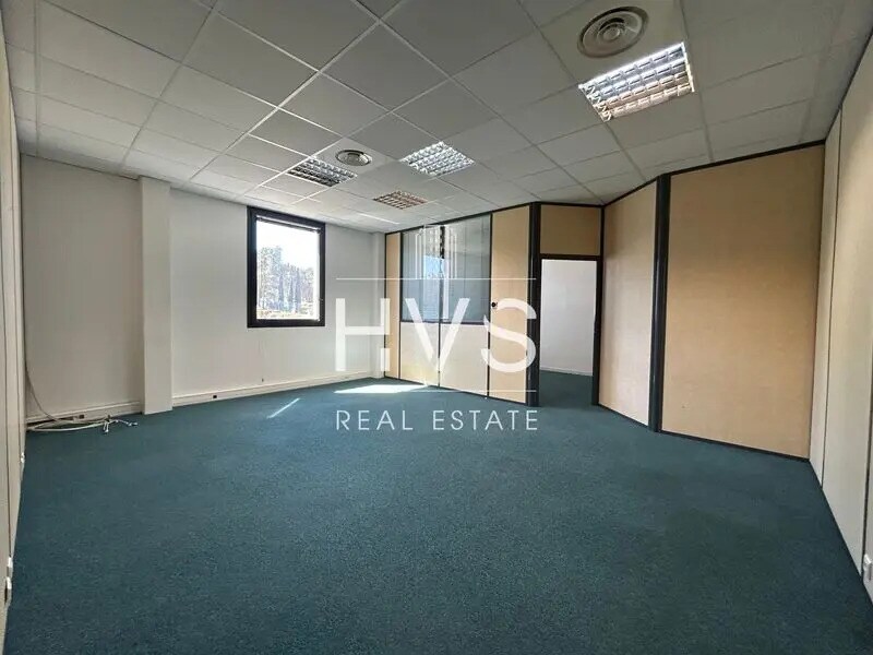 Office in Aix-en-Provence to rent Interior Photo- Image 1 of 10