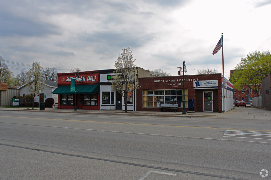 116 N Main St, Almont, MI for sale - Primary Photo - Image 1 of 1