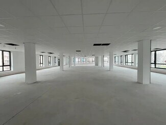 More details for 50 Boulevard Ambroise Croizat, Vénissieux - Office for Sale