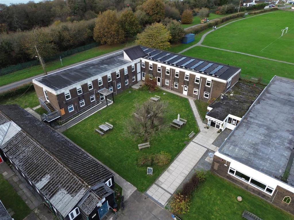 Carmarthen Rd, Ferryside to rent Building Photo- Image 1 of 22