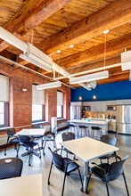 1425 Forbes Ave, Pittsburgh, PA to rent Interior Photo- Image 1 of 6