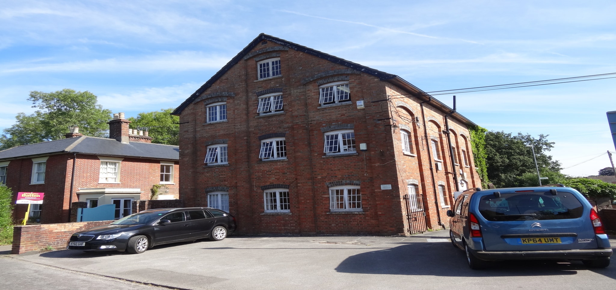 91 West Borough, Wimborne for sale Primary Photo- Image 1 of 1