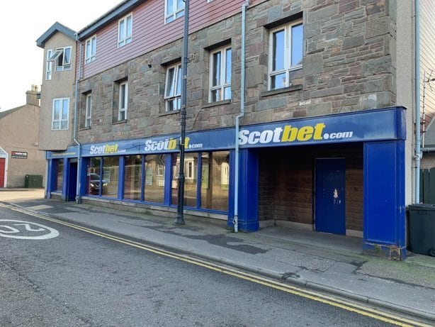 1-3 Dundee St, Carnoustie to rent Building Photo- Image 1 of 4