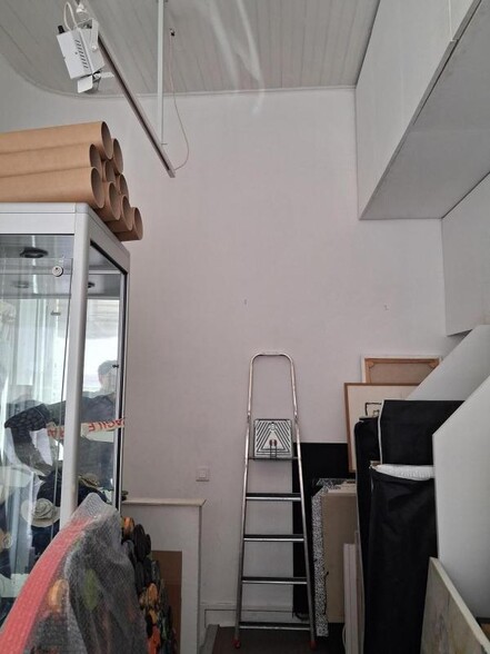 Retail in Paris for sale - Interior Photo - Image 3 of 6