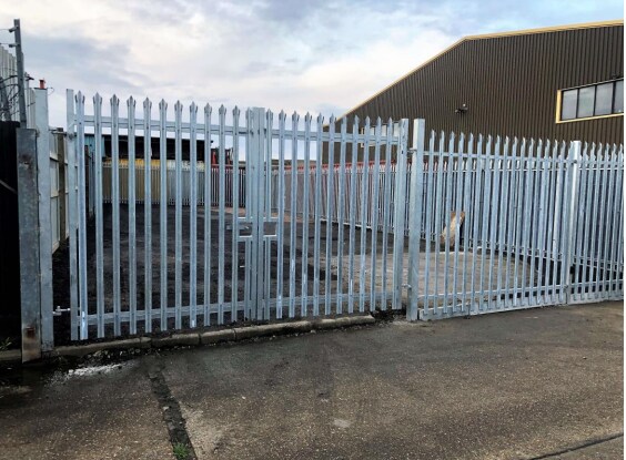 Charfleets Close, Canvey Island for sale Primary Photo- Image 1 of 1