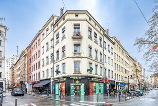 More details for 4 Place De La Croix-Rousse, Lyon - Retail to Rent