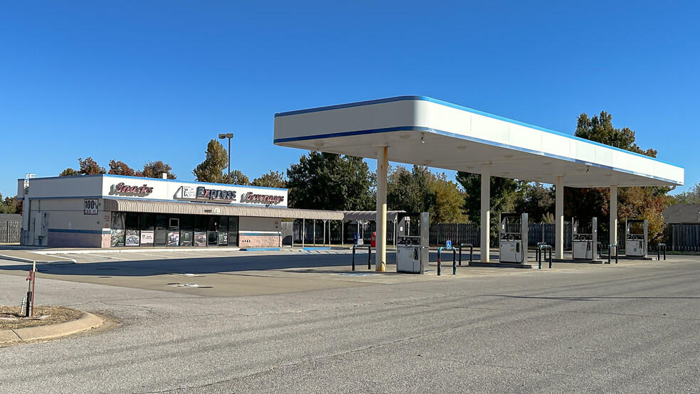 10021 SE 15th St, Midwest City, OK for sale - Building Photo - Image 1 of 1