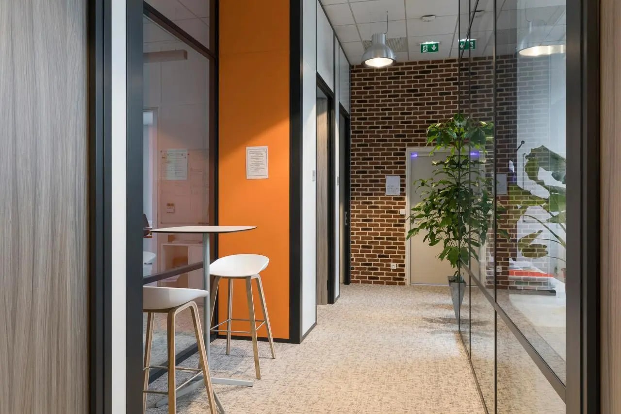 Office in Saint-Denis to rent Interior Photo- Image 1 of 14